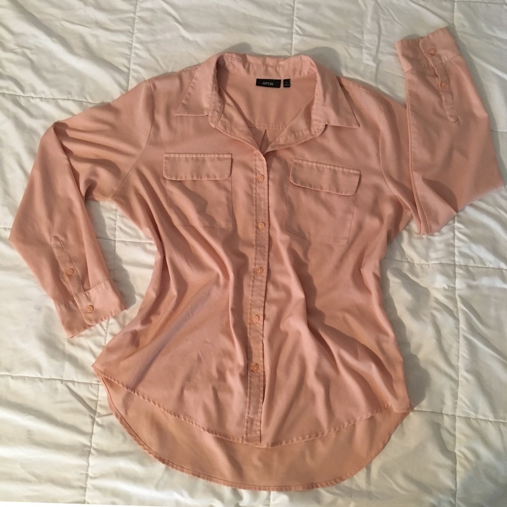 Tab Pocket Women’s Blouse